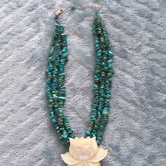 Turquoise and mother of pearl - Picture 4 of 4